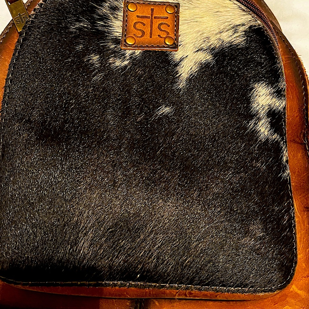 STS - All leather handbag Backpack. Beautiful condition.
